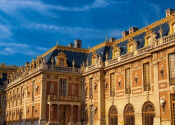 Château de versailles au crépuscule